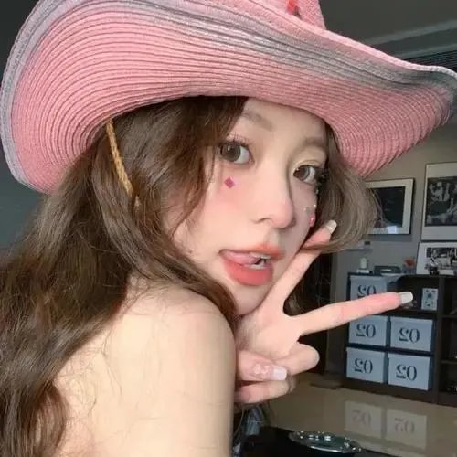 单车上的少女